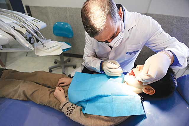 به بهانه روز داندانپزشک؛ ۷۰۰ فرزند نیازمند از حمایت معنوی دندانپزشکان بهره‌مند هستند