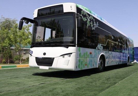 مدیر عامل سازمان اتوبوسرانی مشهد اعلام کرد:اتوبوس برقی برای استفاده در مشهد در حال طی کردن آزمایش‌های دریافت استاندارد و مجوز پلاک‌گذاری است 