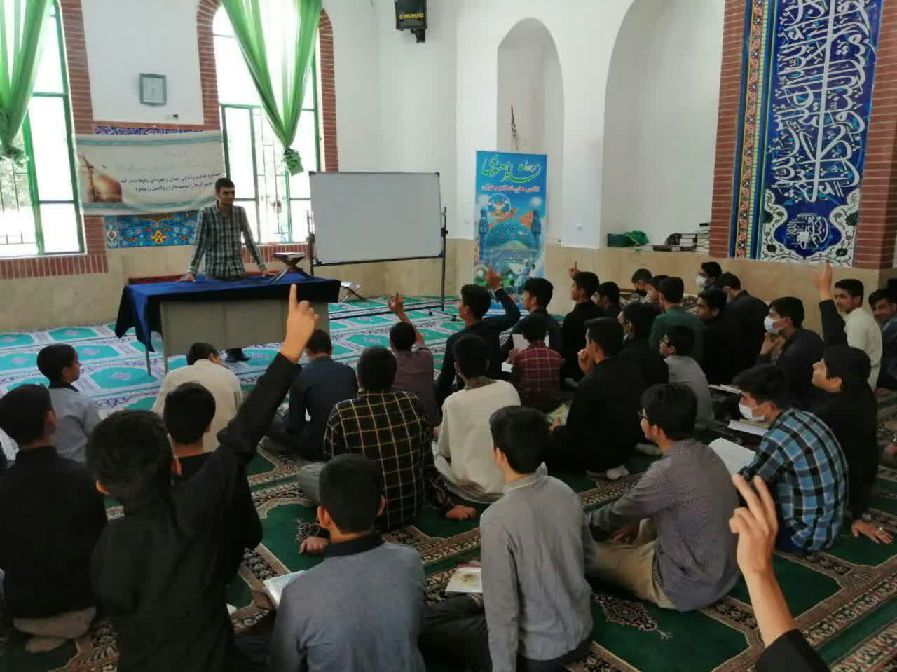 اجرای نشاط معنوی در ۸۰ بقعه مبارکه خراسان رضوی
