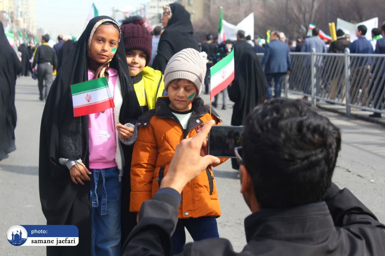 راهپیمایی ۲۲ بهمن مشهد