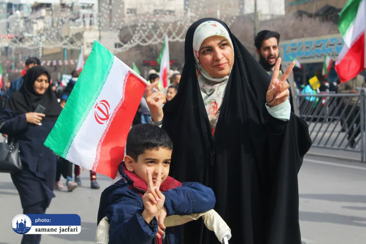 راهپیمایی ۲۲ بهمن در مشهد مقدس 