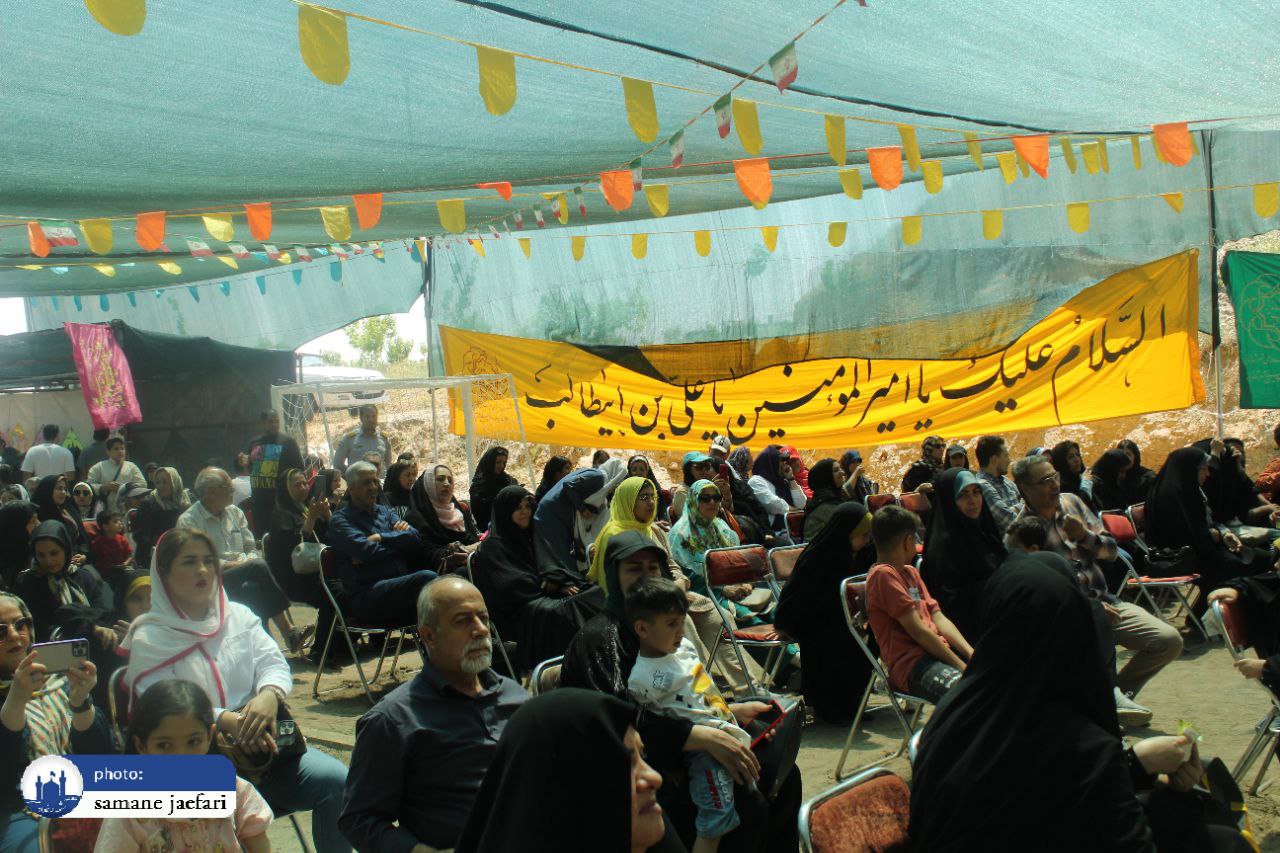 اولین جشنواره توت شاندیز برگزار شد