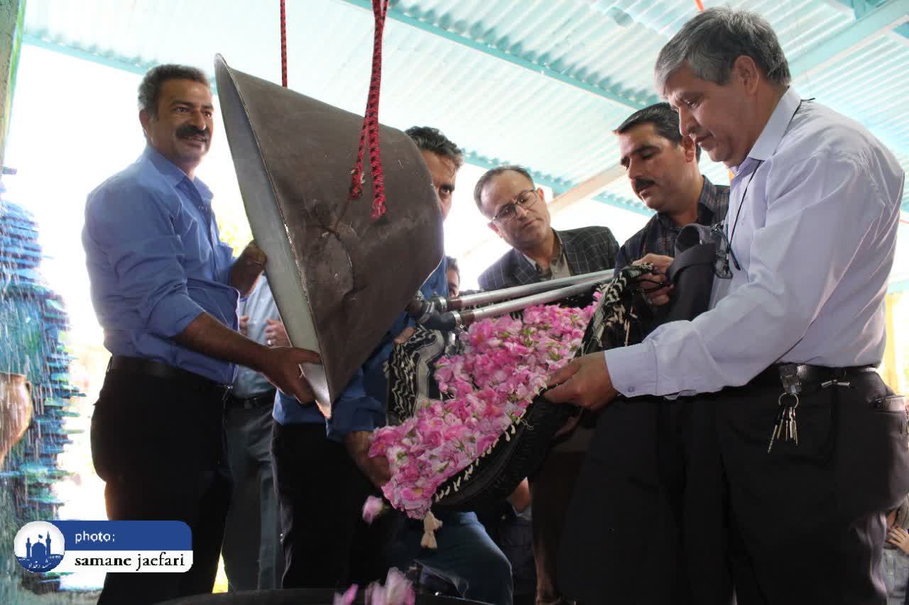 گلابگیری حکیم گلابگیری حکیم