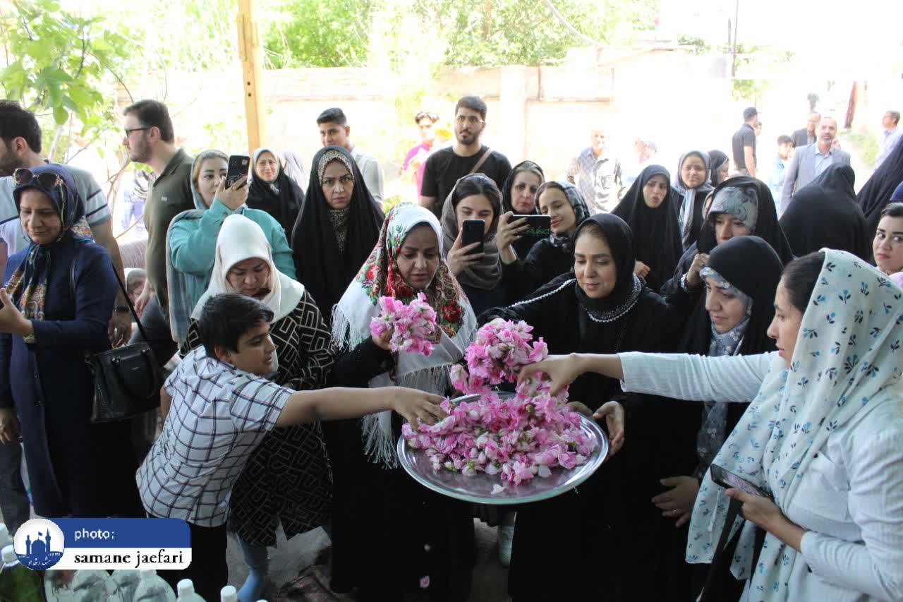 گلابگیری حکیم گلابگیری حکیم